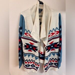 Wrangler women’s Retro Americana Cream Cardigan with Blue and Red Aztec Motif